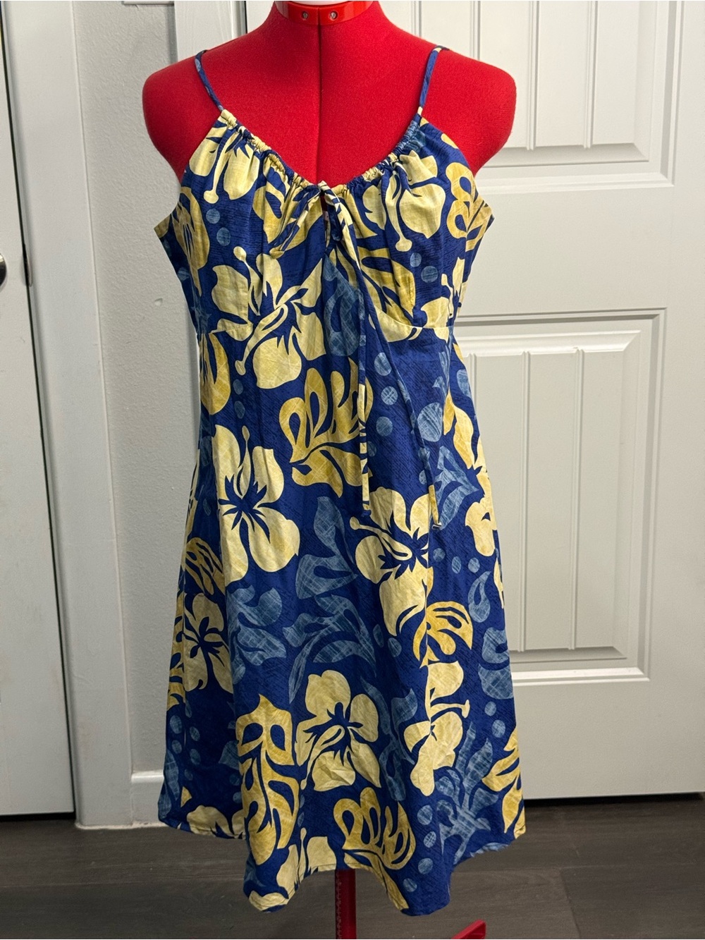 Kai made In Hawaii Blue & Yellow Floral Slip / Sundress 100% Cotton size Large